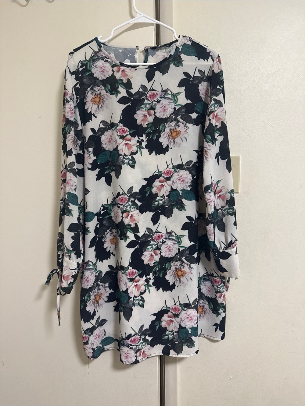 Long-Sleeve Floral Shift Dress in White with Pink & Green